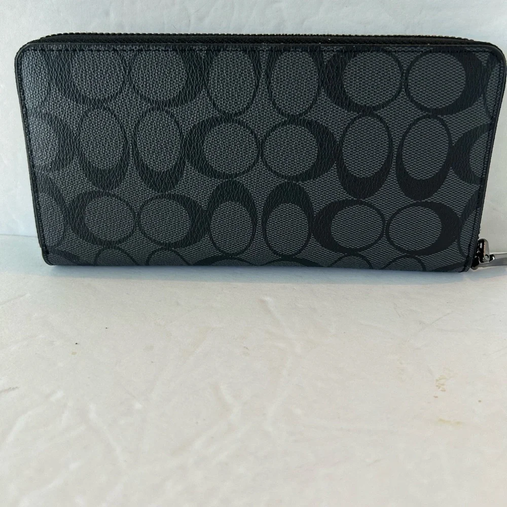 NIB 3PC Printed Canvas Wallet Set, “O” Design (not Coach), Dust bag included